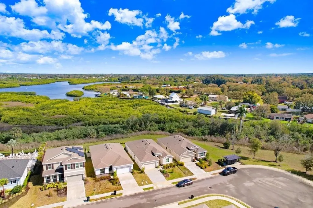 4013 Lively Coral Place Bradenton FL 34208