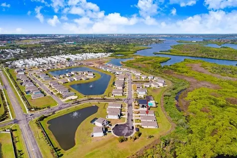 4013 Lively Coral Place Bradenton FL 34208