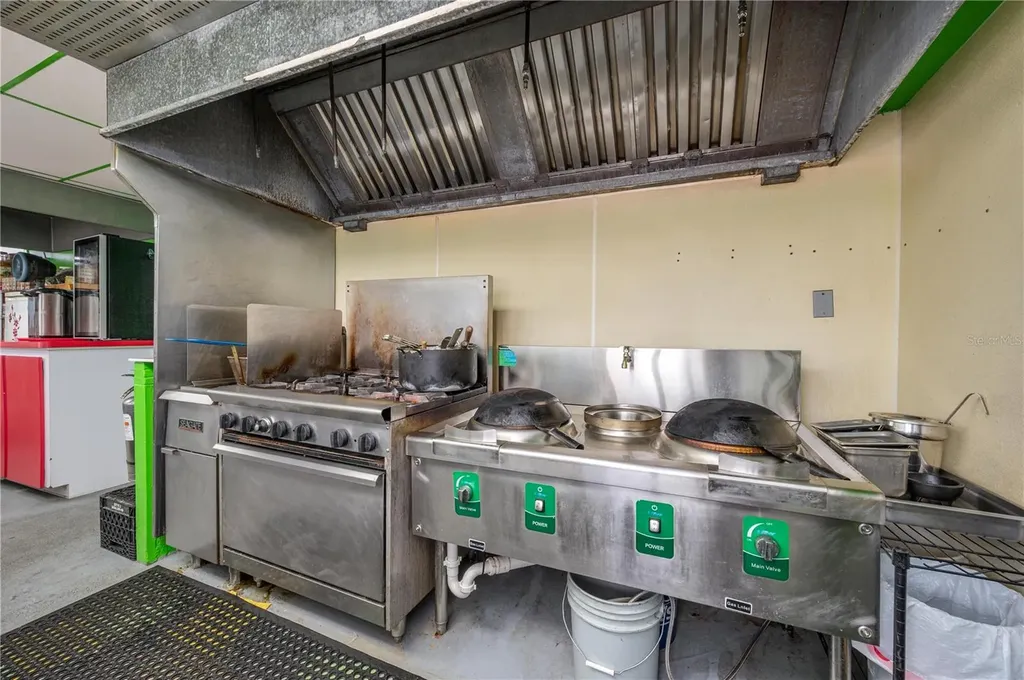 114 W Central Avenue Lake Wales FL 33853