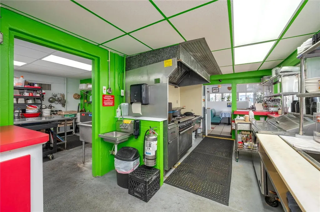 114 W Central Avenue Lake Wales FL 33853