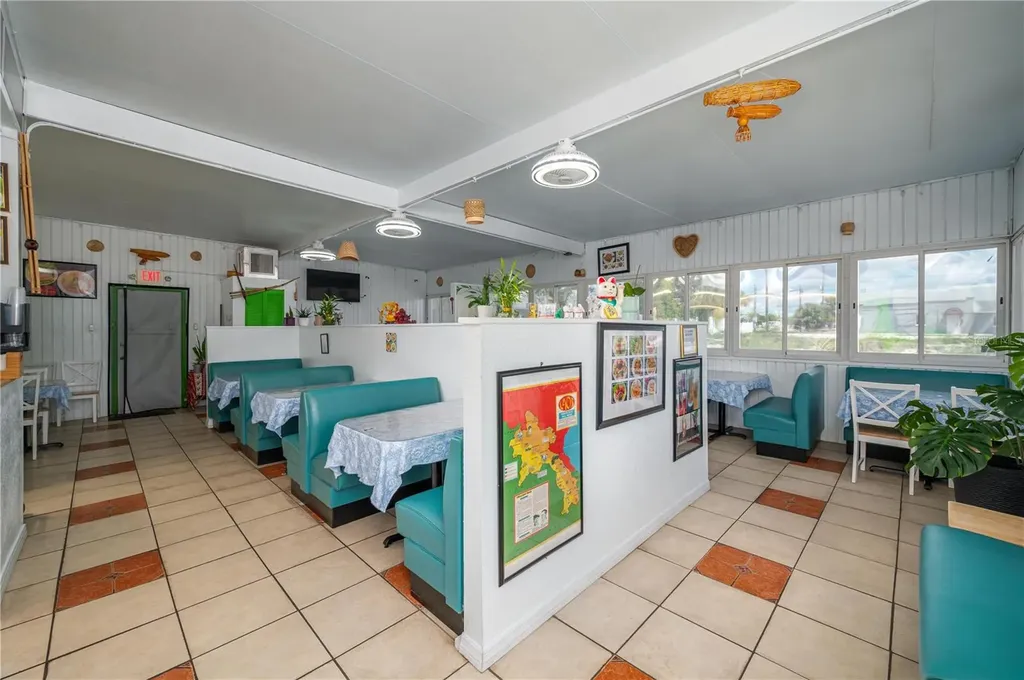 114 W Central Avenue Lake Wales FL 33853