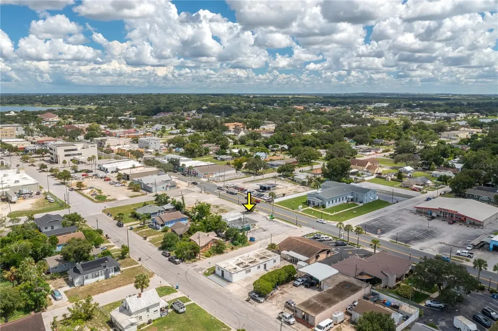 114 W Central Avenue Lake Wales FL 33853