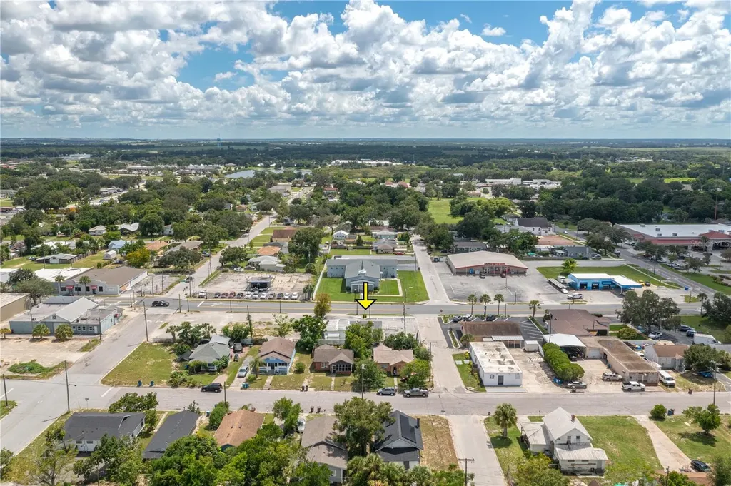 114 W Central Avenue Lake Wales FL 33853