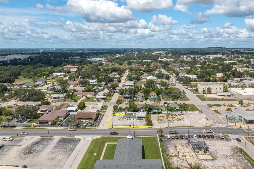 114 W Central Avenue Lake Wales FL 33853