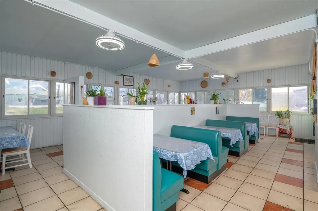 114 W Central Avenue Lake Wales FL 33853