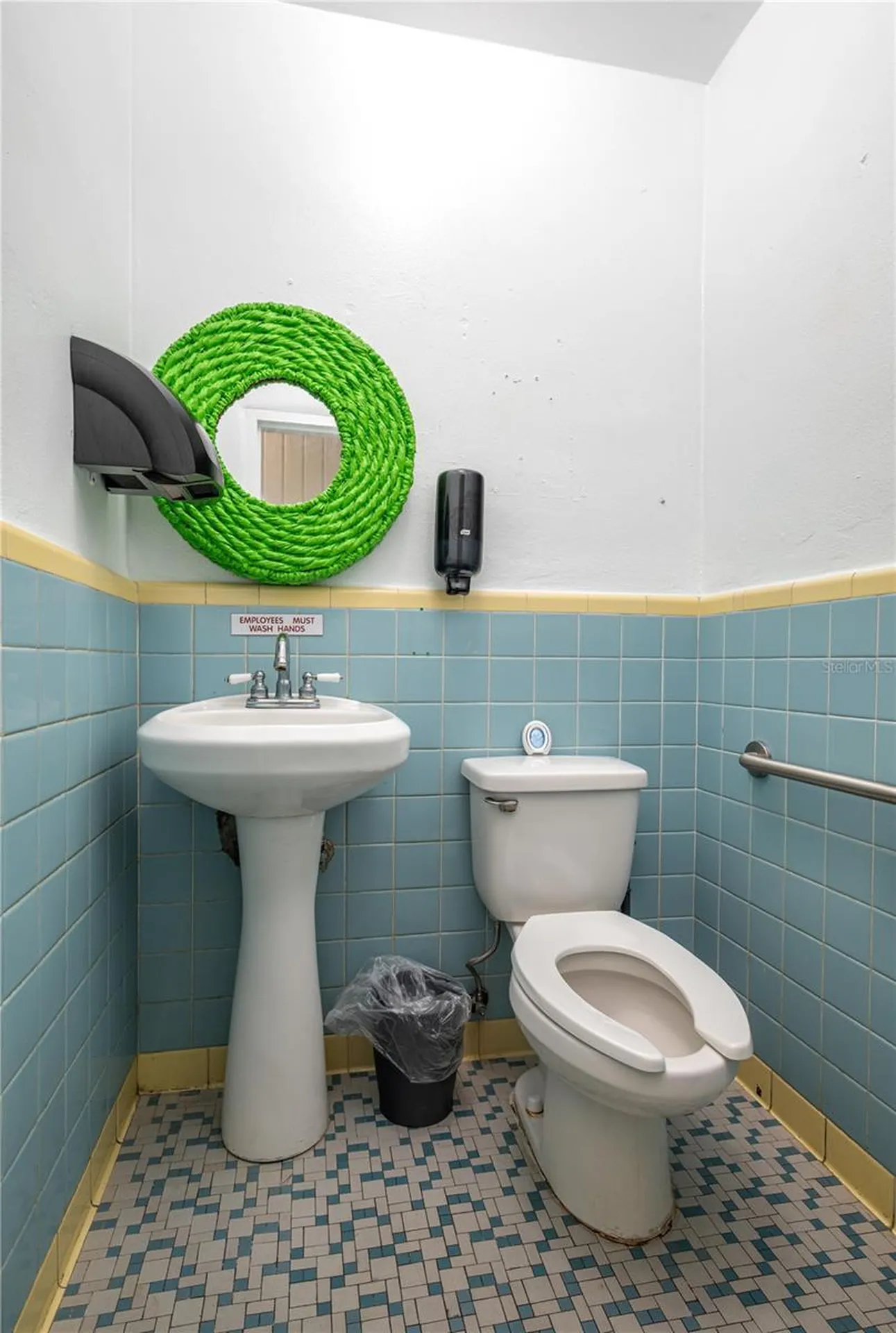 114 W Central Avenue Lake Wales FL 33853