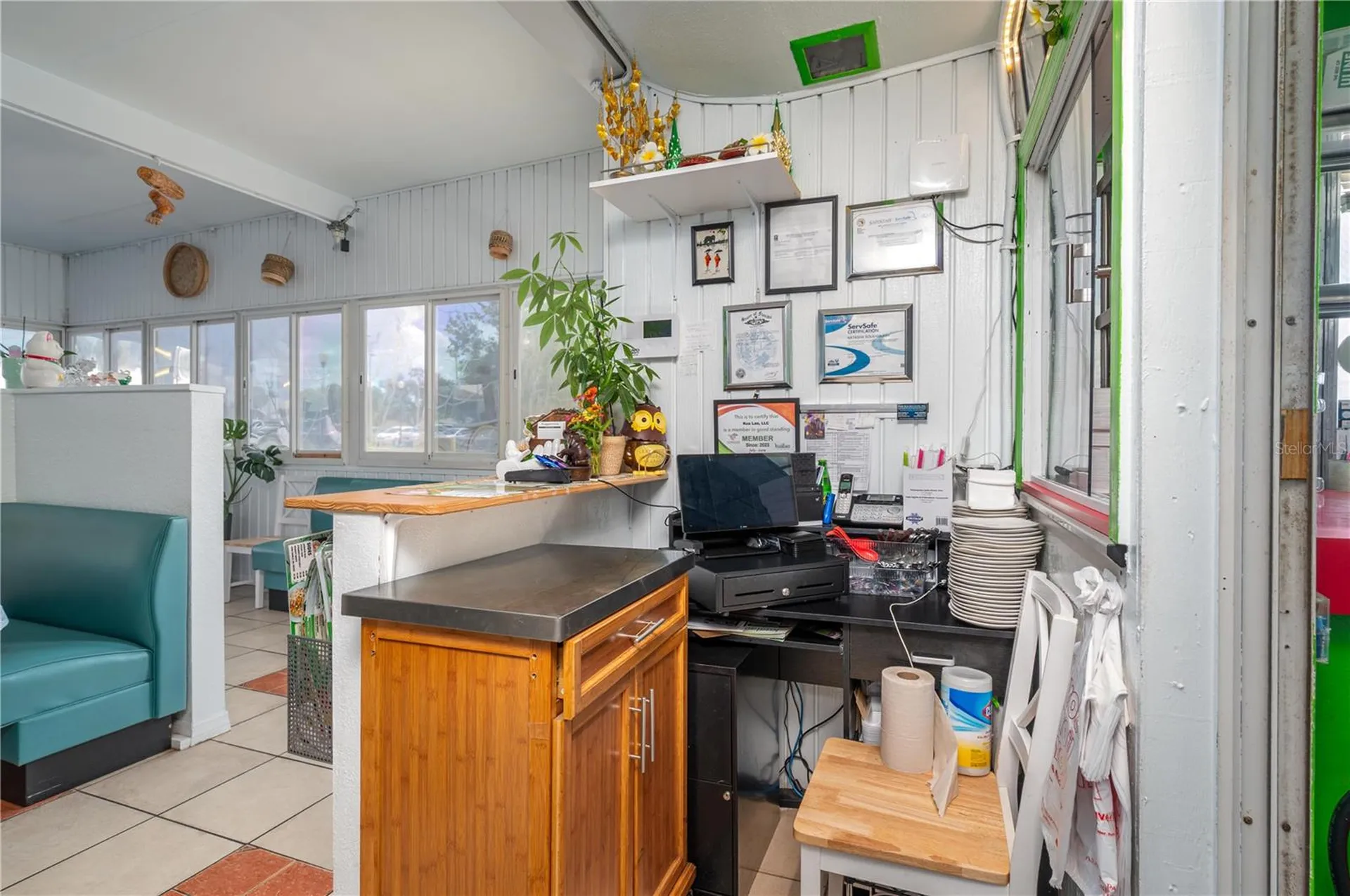 114 W Central Avenue Lake Wales FL 33853