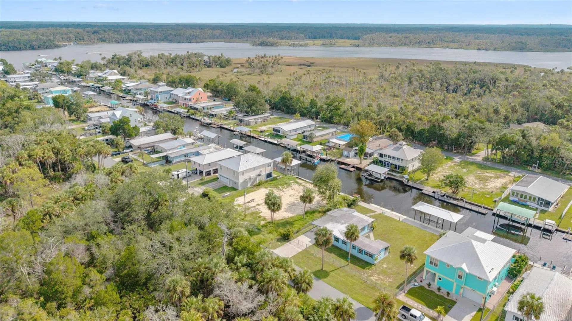 2607 N Seneca Point Crystal River FL 34429