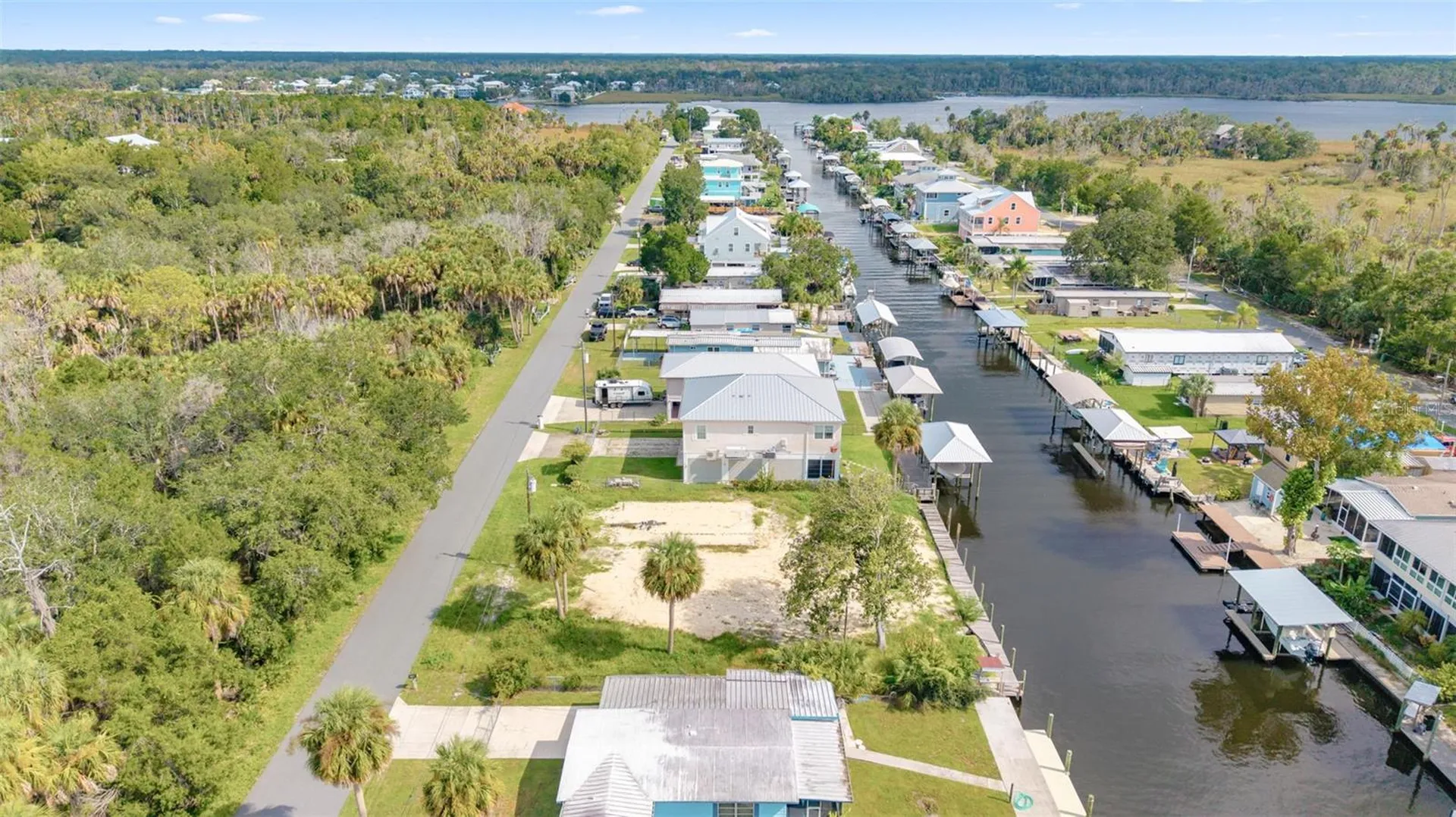 2607 N Seneca Point Crystal River FL 34429