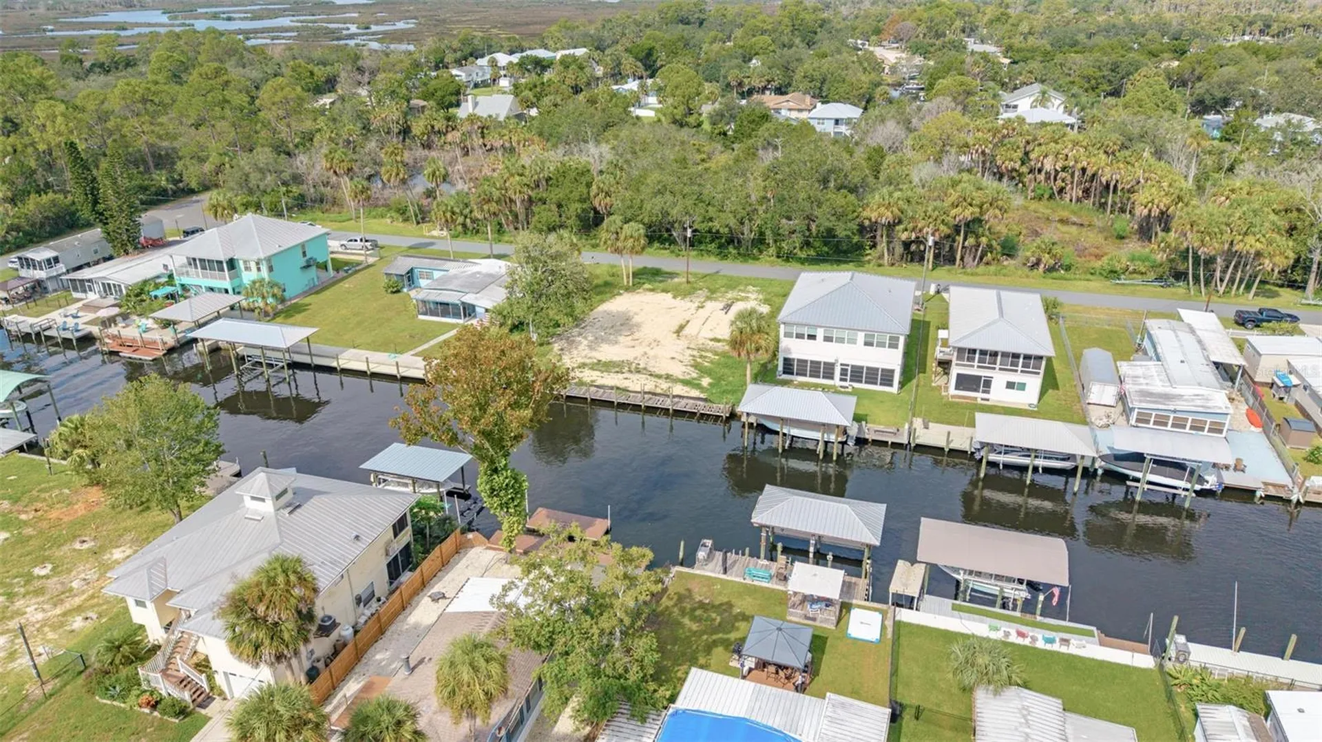2607 N Seneca Point Crystal River FL 34429