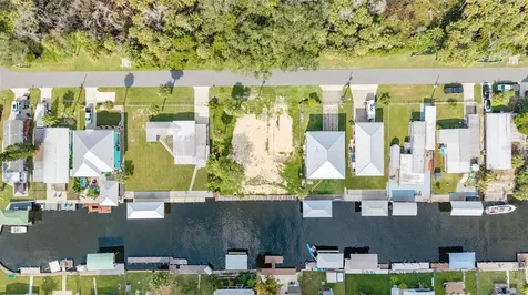 2607 N Seneca Point Crystal River FL 34429