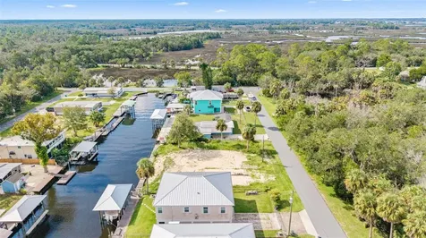 2607 N Seneca Point Crystal River FL 34429