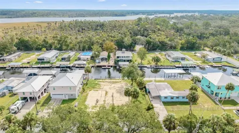 2607 N Seneca Point Crystal River FL 34429