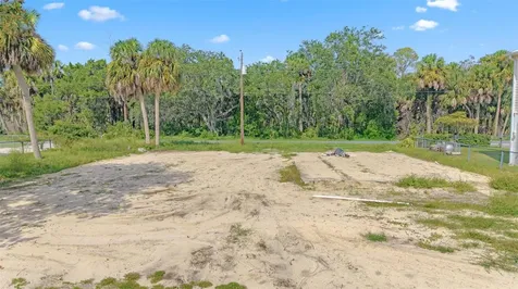 2607 N Seneca Point Crystal River FL 34429
