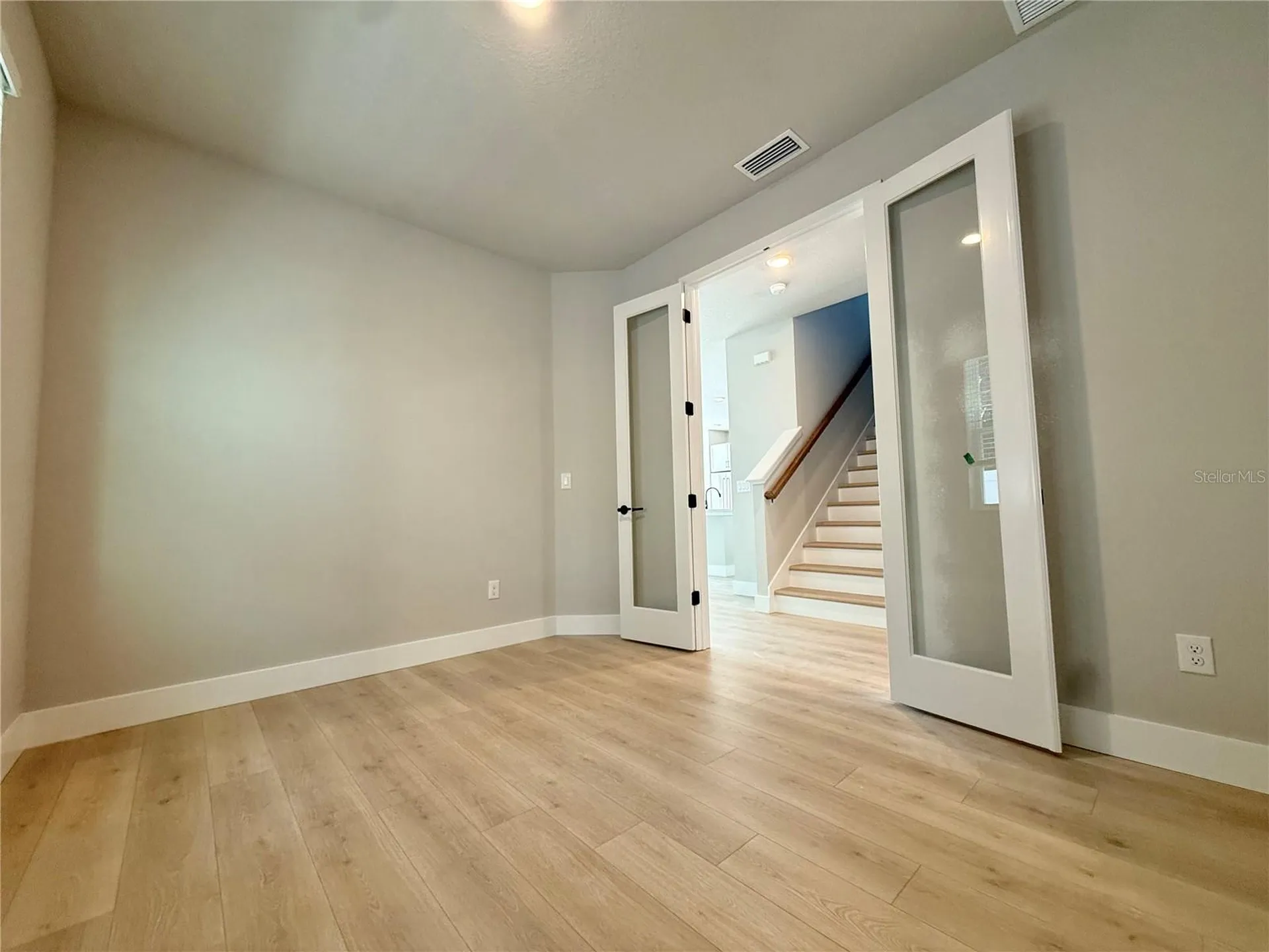 8056 33rd Avenue N St Petersburg FL 33710