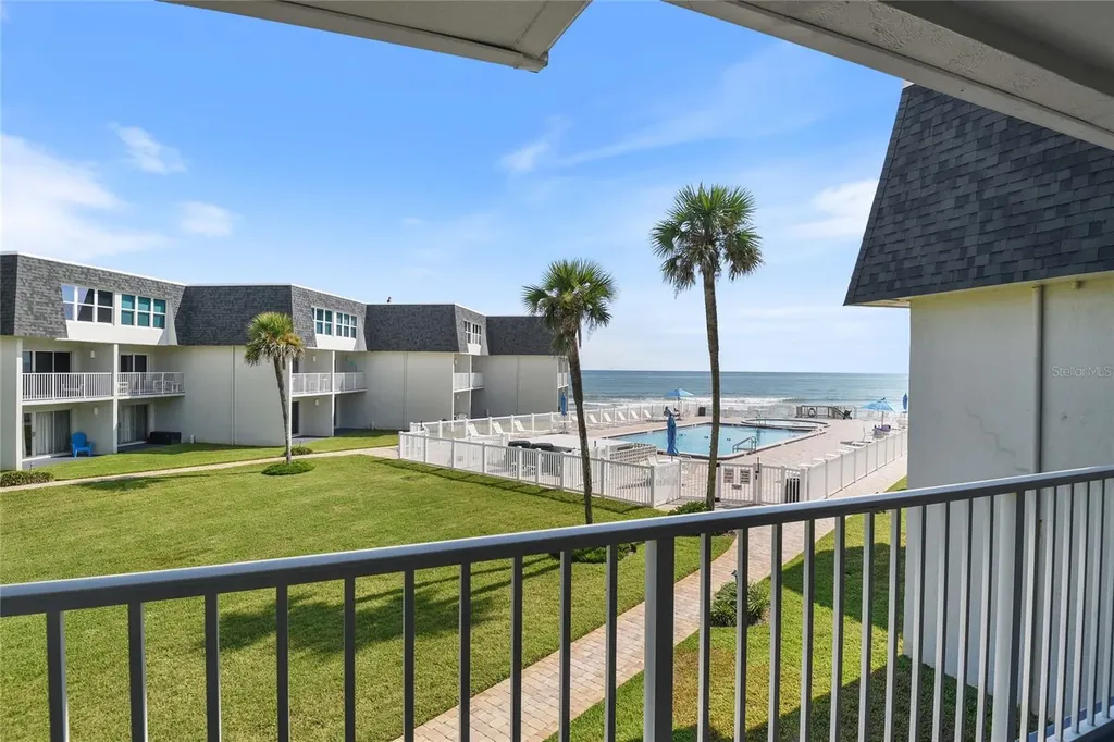 4831 Saxon Drive New Smyrna Beach FL 32169