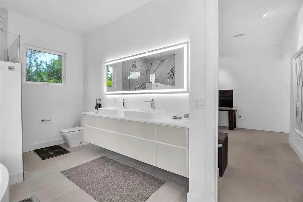 2231 Wood Street Sarasota FL 34237
