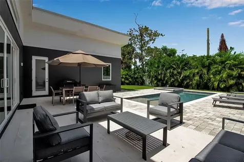 2231 Wood Street Sarasota FL 34237