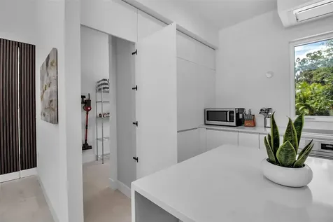 2231 Wood Street Sarasota FL 34237
