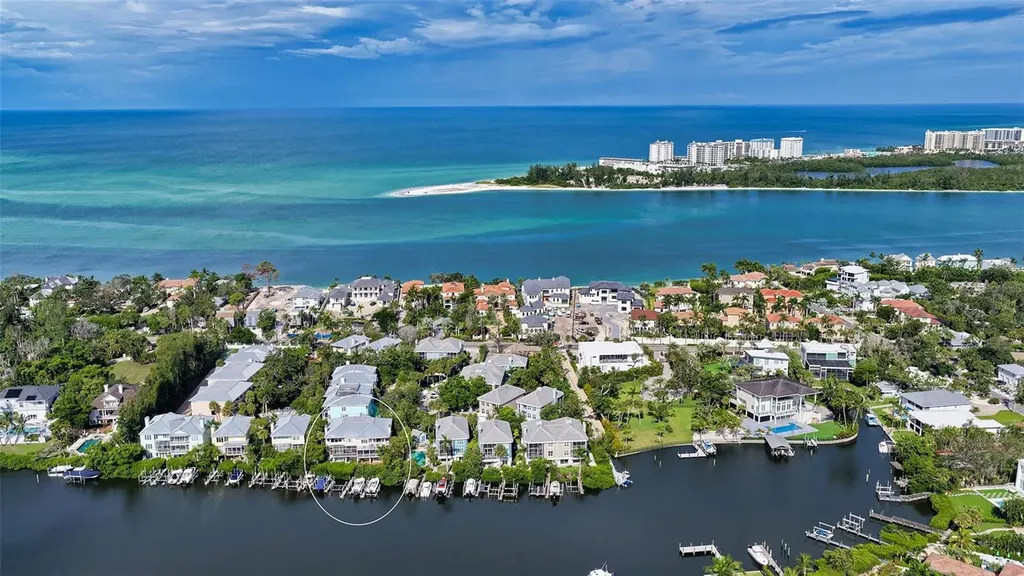 3925 Hamilton Club Circle Sarasota FL 34242