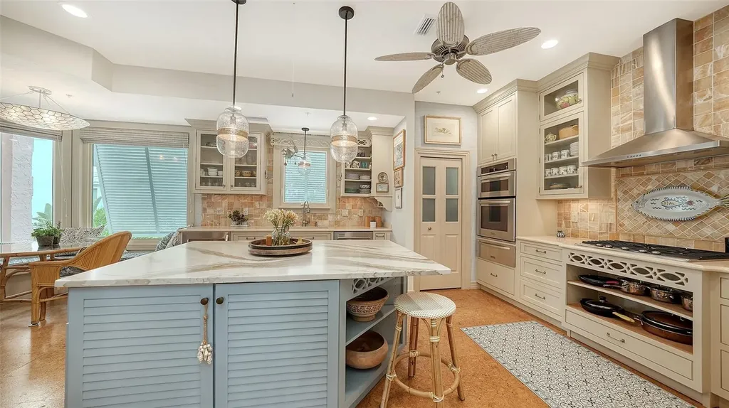 3925 Hamilton Club Circle Sarasota FL 34242