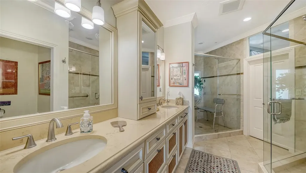3925 Hamilton Club Circle Sarasota FL 34242