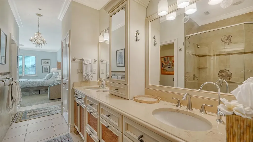 3925 Hamilton Club Circle Sarasota FL 34242