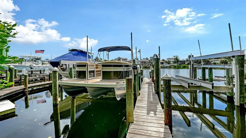 3925 Hamilton Club Circle Sarasota FL 34242