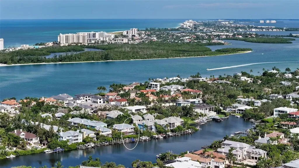 3925 Hamilton Club Circle Sarasota FL 34242