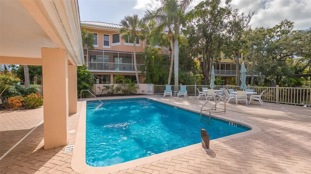 3925 Hamilton Club Circle Sarasota FL 34242