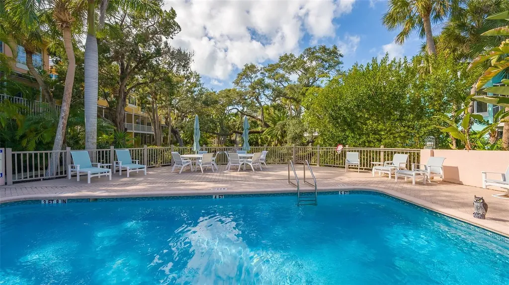 3925 Hamilton Club Circle Sarasota FL 34242