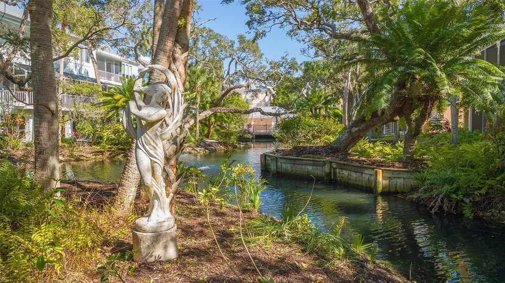 3925 Hamilton Club Circle Sarasota FL 34242