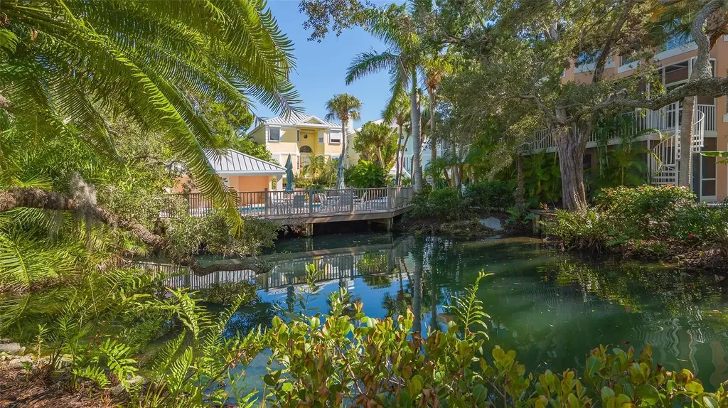 3925 Hamilton Club Circle Sarasota FL 34242