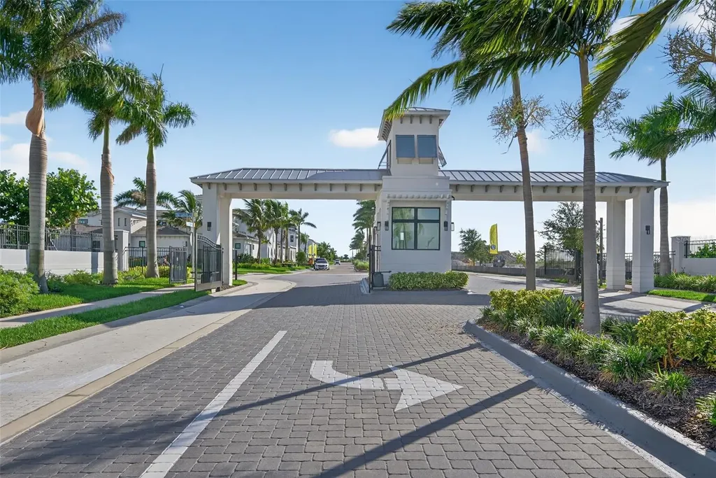 6413 Pigeon Plum Way Bradenton FL 34210