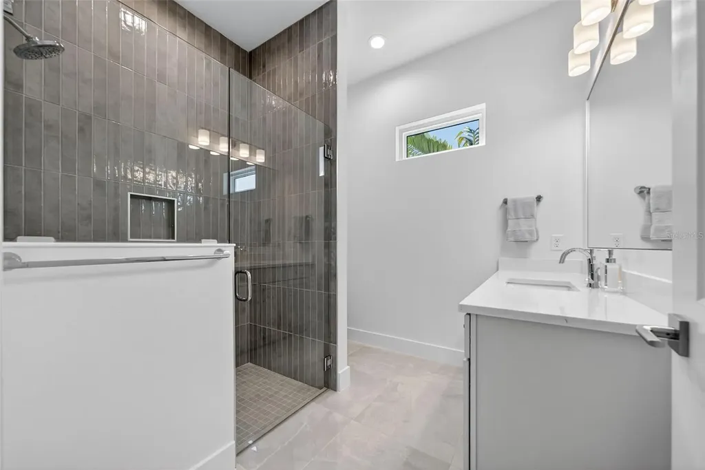 6413 Pigeon Plum Way Bradenton FL 34210