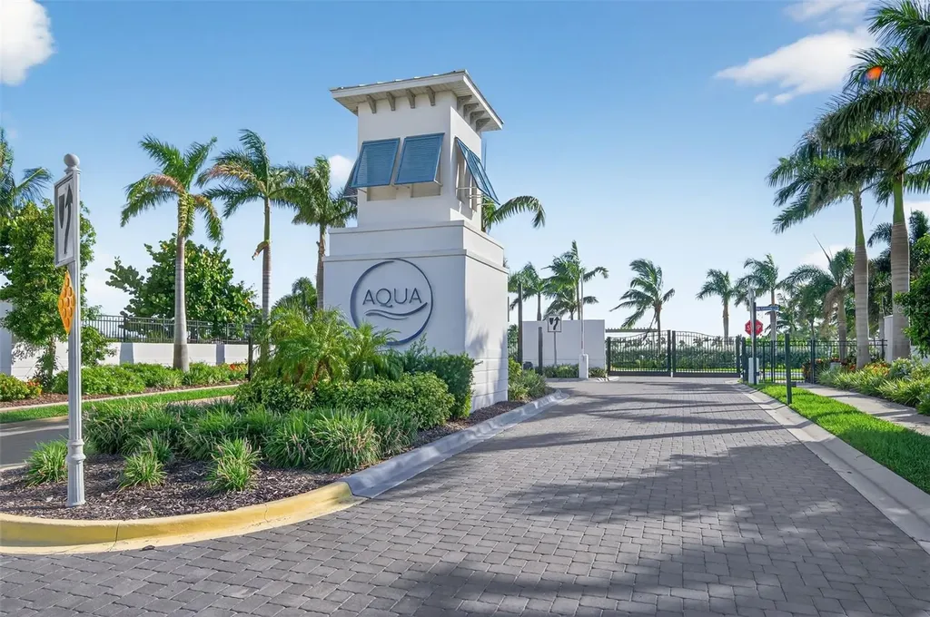 6413 Pigeon Plum Way Bradenton FL 34210