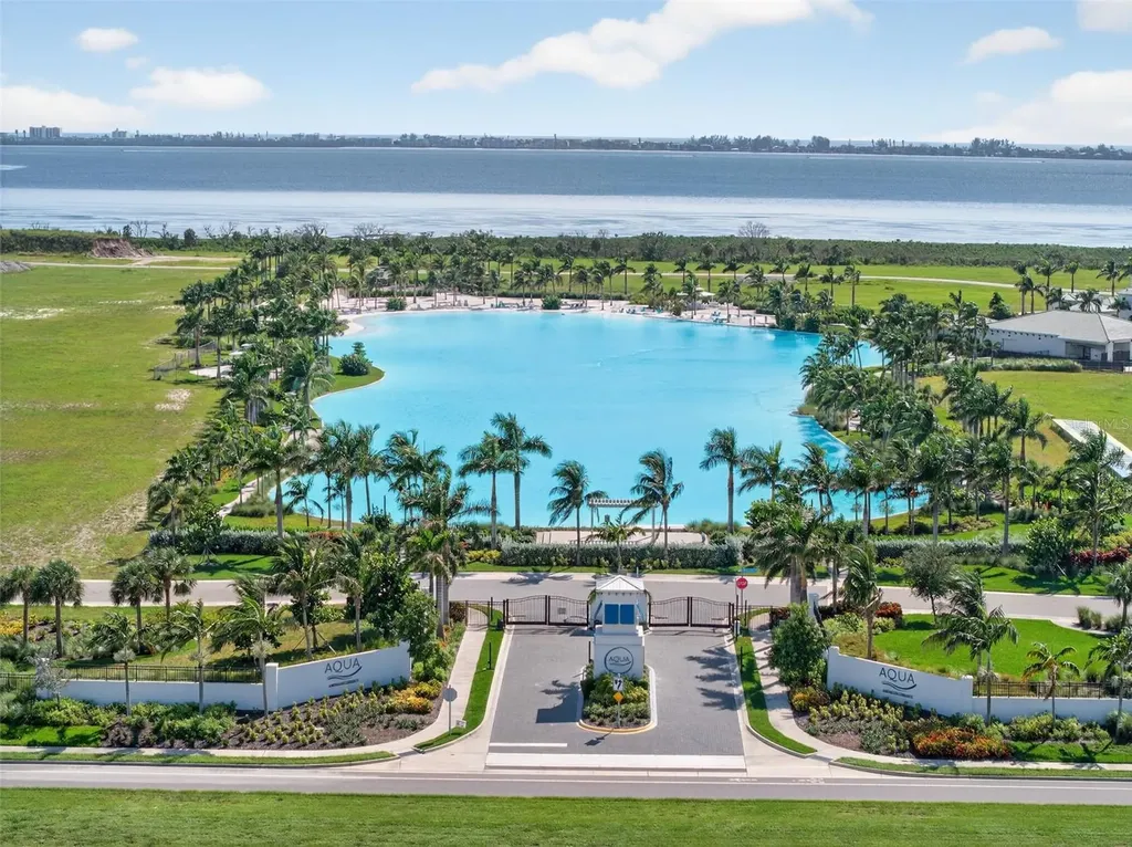6413 Pigeon Plum Way Bradenton FL 34210