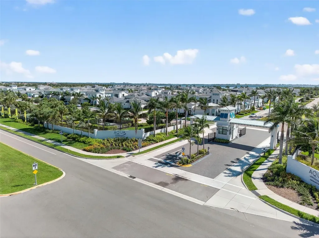 6413 Pigeon Plum Way Bradenton FL 34210