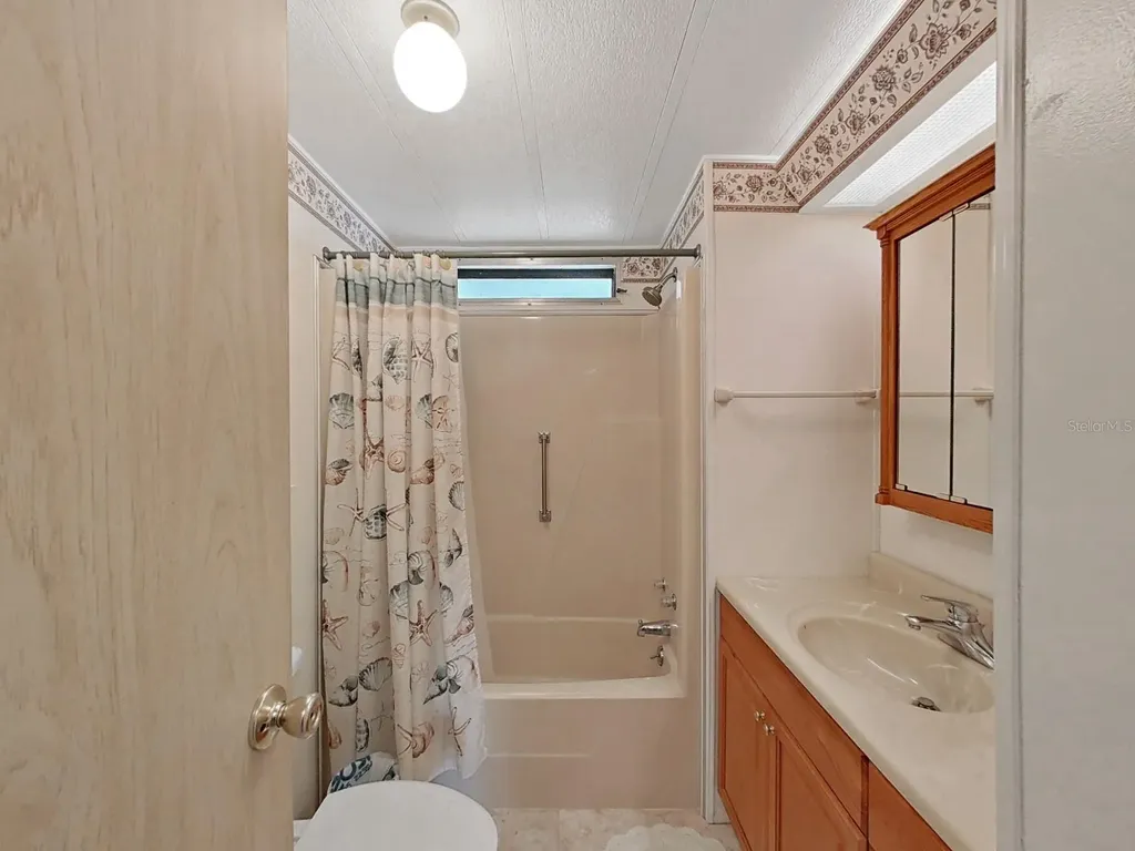 4909 Foxwood Lake Drive Lakeland FL 33810
