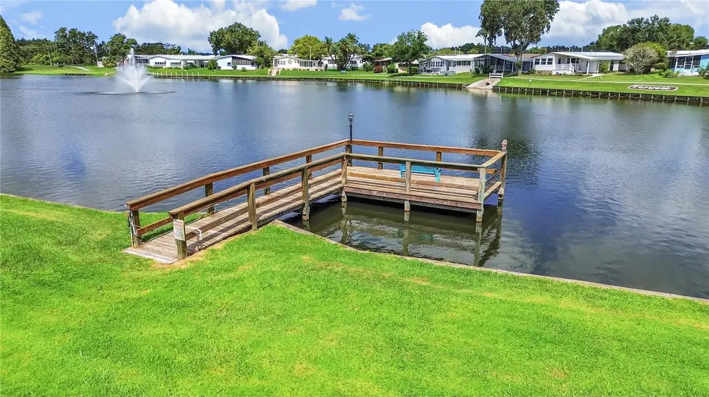 4909 Foxwood Lake Drive Lakeland FL 33810
