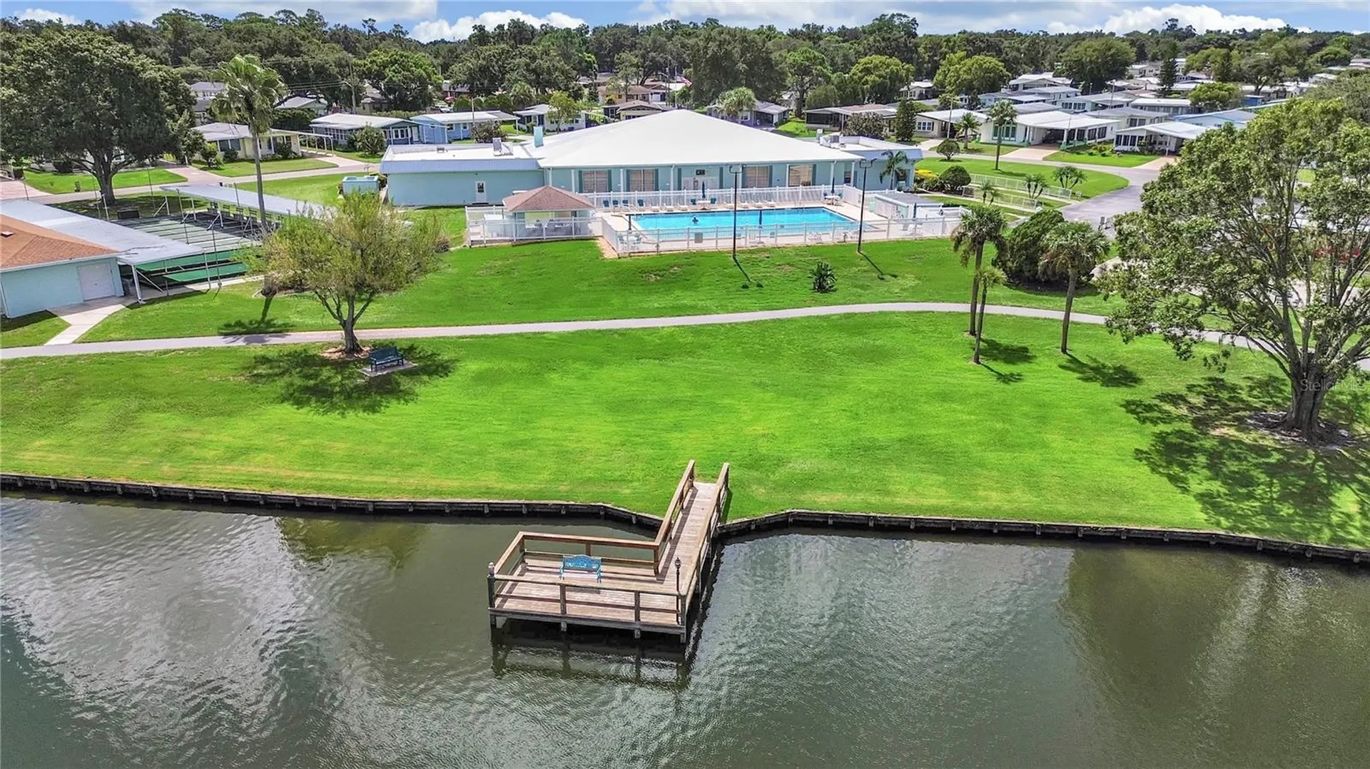 4909 Foxwood Lake Drive Lakeland FL 33810