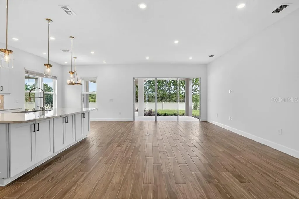 869 Arbor Green Trail St Cloud FL 34771