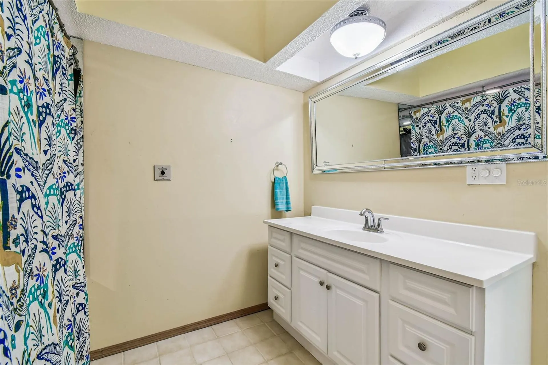 12134 Capri Cir S Treasure Island FL 33706