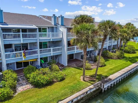 12134 Capri Cir S Treasure Island FL 33706