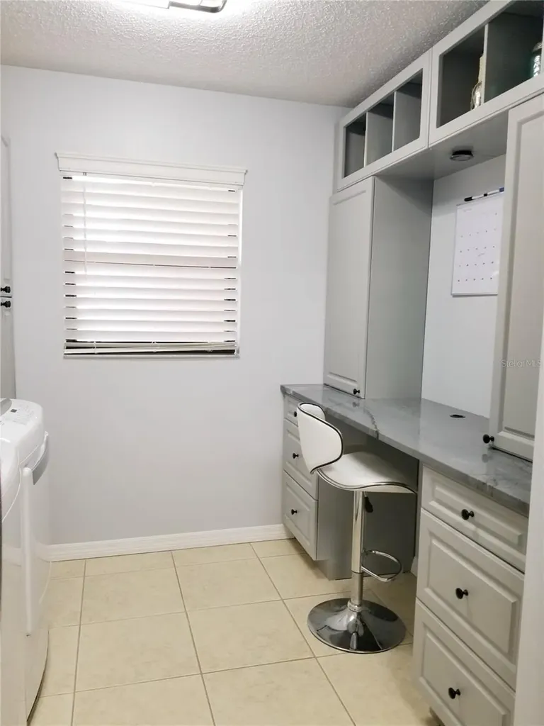 5630 Golf Pointe Drive Sarasota FL 34243