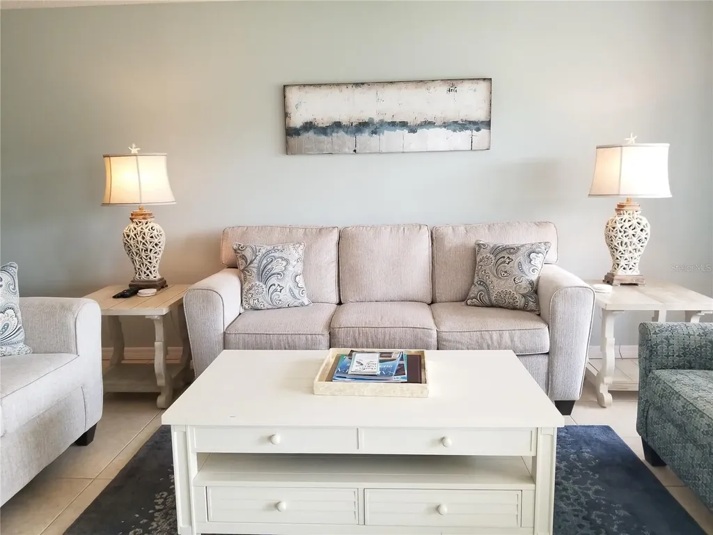 5630 Golf Pointe Drive Sarasota FL 34243