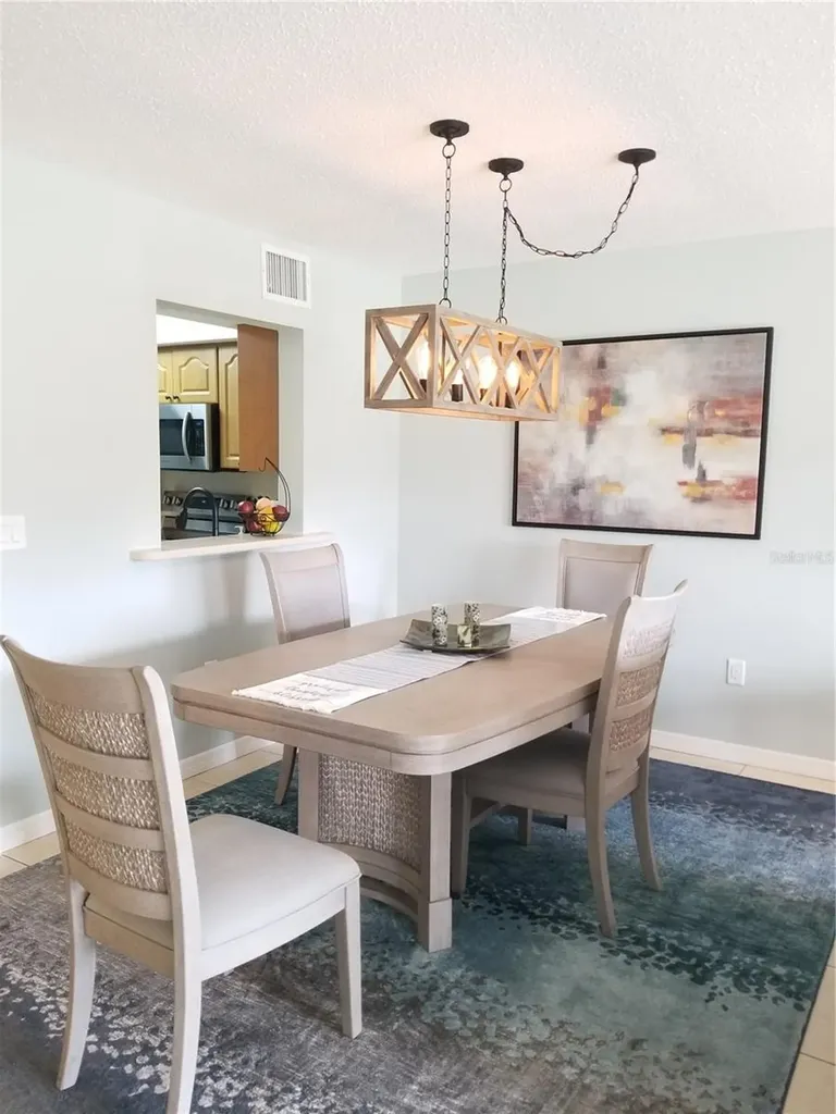 5630 Golf Pointe Drive Sarasota FL 34243