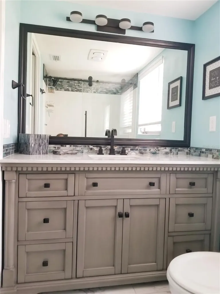 5630 Golf Pointe Drive Sarasota FL 34243