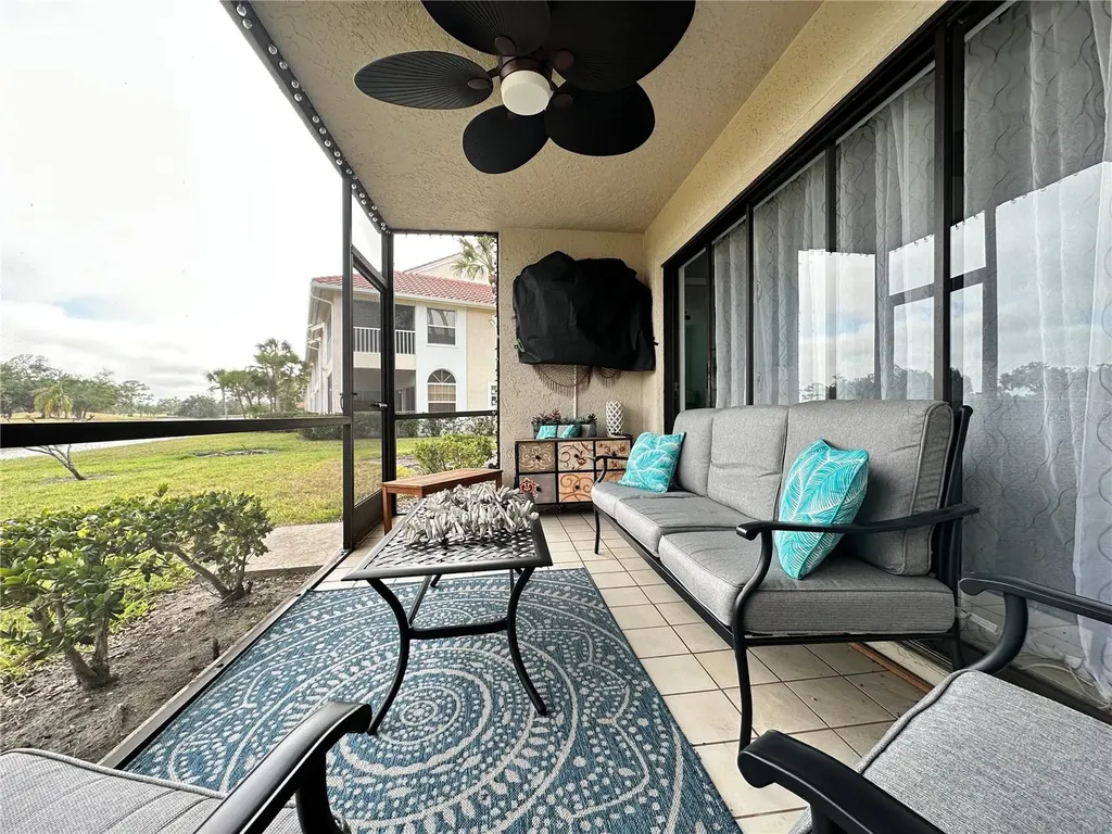 5630 Golf Pointe Drive Sarasota FL 34243