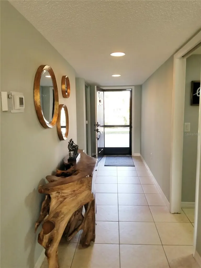 5630 Golf Pointe Drive Sarasota FL 34243